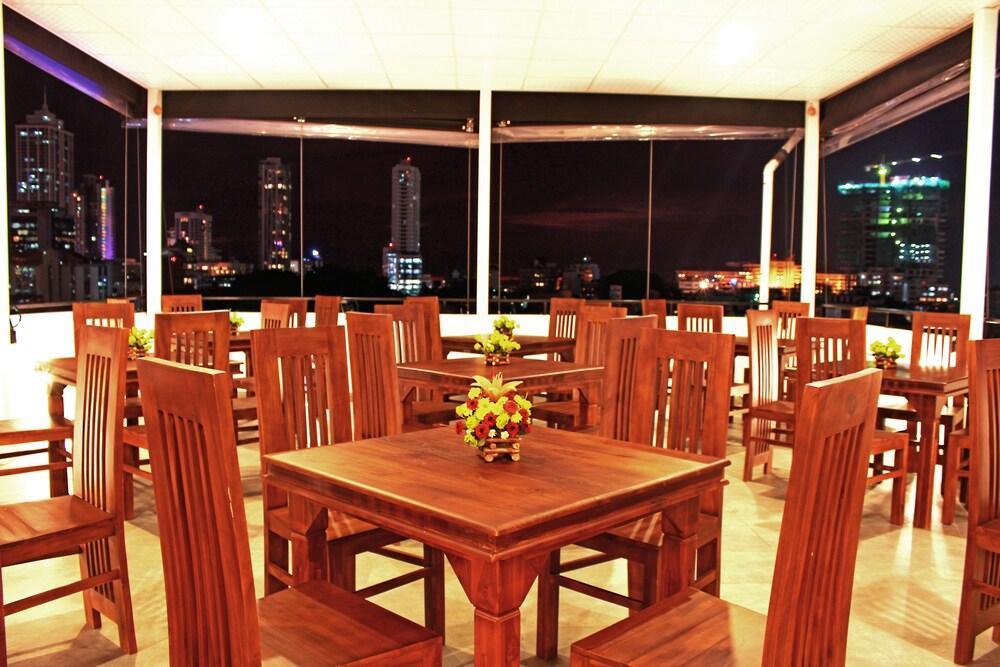 Thilhara Days Inn Colombo Eksteriør bilde